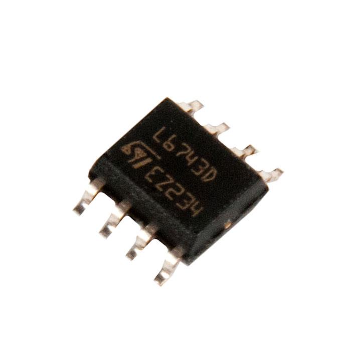 Микросхема L6743DTR
